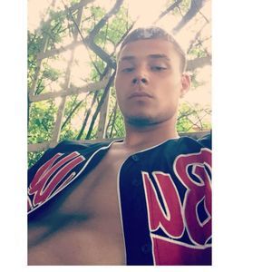 Meet your Posher, Iszac